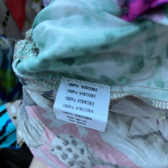 Anthropologie Blouse. NWT. patchwork pattern. Buttery soft. Never worn. - Picture 6 of 6